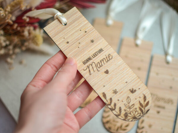 Marque-page personnalisé en bois – Image 6