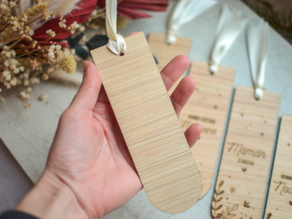 Marque-page personnalisé en bois – Image 2