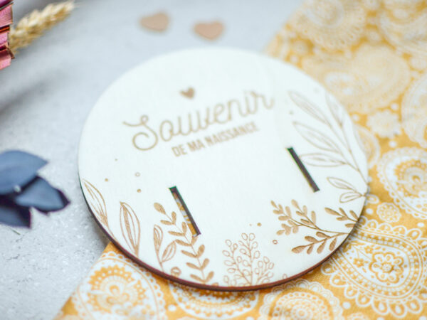 Carte bracelet de naissance en bois – Image 5