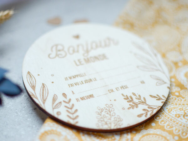 Carte de naissance à remplir en bois – Image 3